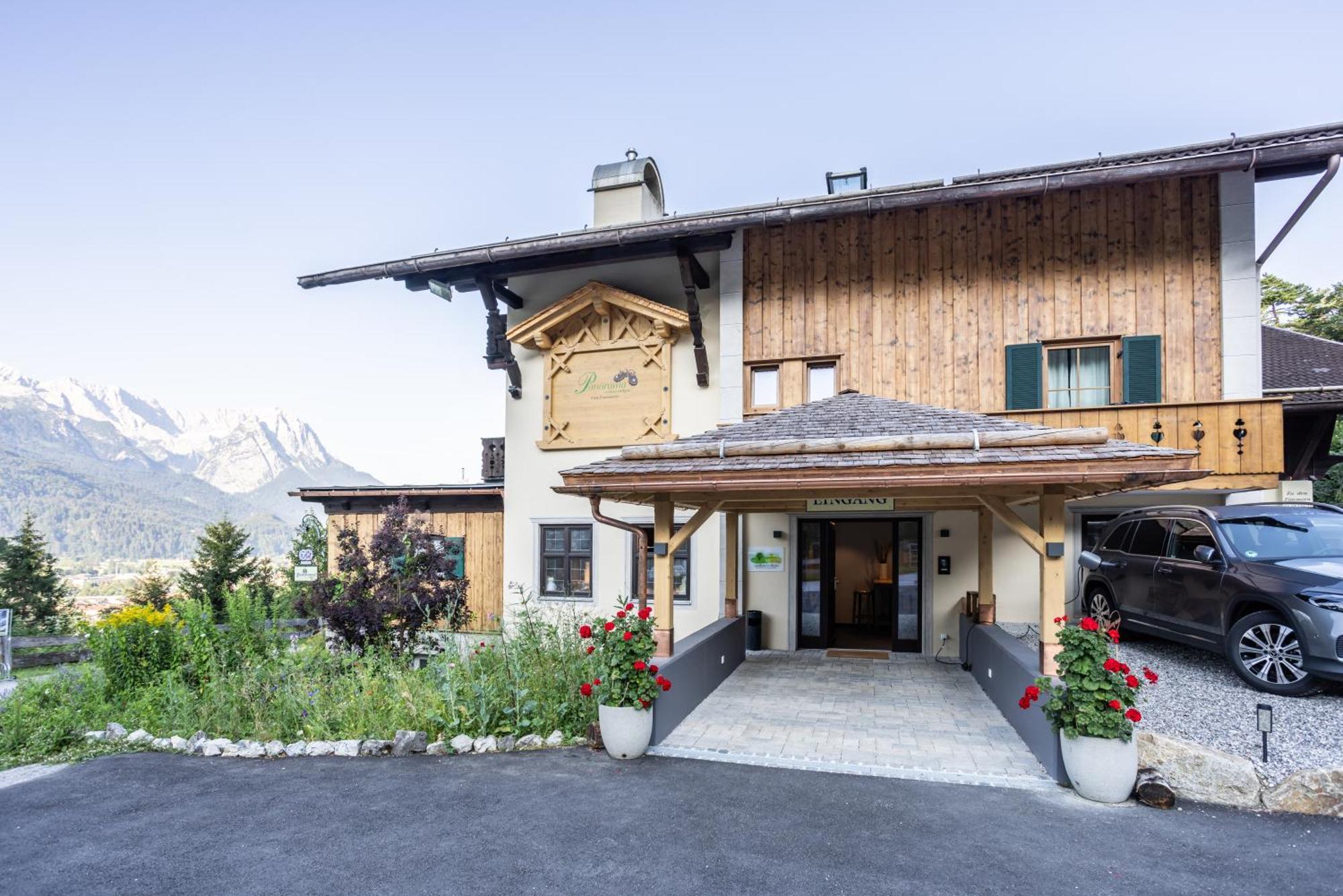 Landkomforthotel Panorama & Restaurant Bella Vista 加爾米施-帕滕基興 外观 照片